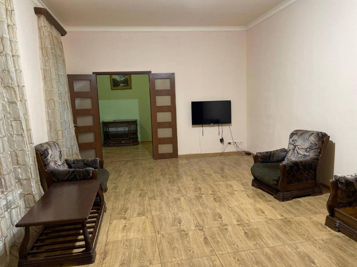 Hotel House 56 Erivan Exterior foto