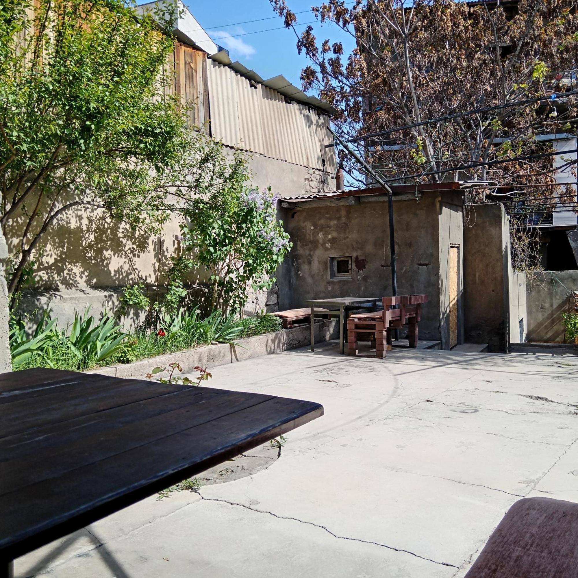 Hotel House 56 Erivan Exterior foto